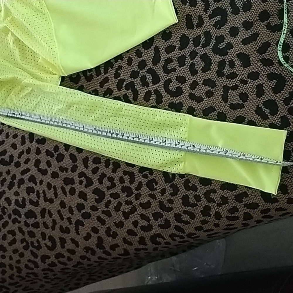 Set Top & short. - Picture 6 of 9
